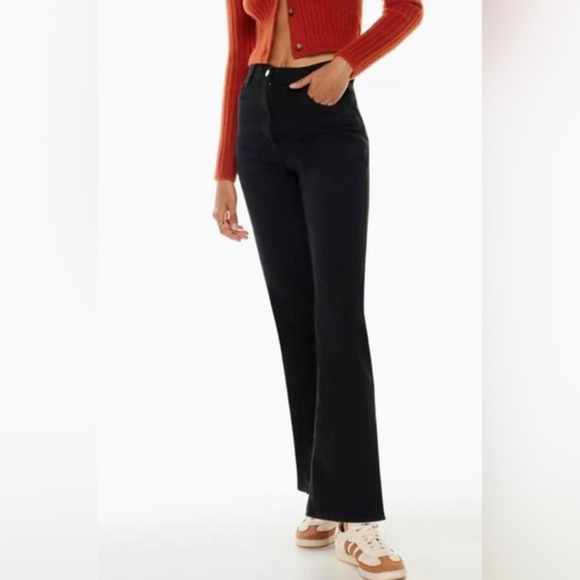 NWT Aritzia (Wilfred Free) HighRise TwoStep Pant - Available in Black and Cream - Picture 8 of 10